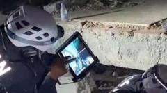 Venezuela: Three-year-old rescued and taken to hospital six days after quake venezuela:-three-year-old-rescued-and-taken-to-hospital-six-days-after-quake