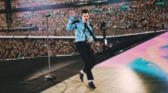 Harry Styles receives Guinness World Record for longest Wembley Stadium run harry-styles-receives-guinness-world-record-for-longest-wembley-stadium-run