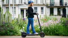 E-scooters being advertised for commuting despite UK road ban e-scooters-being-advertised-for-commuting-despite-uk-road-ban