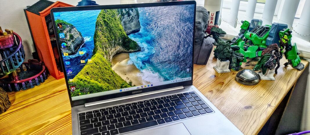 I tested out the Geekom GeekBook X16 Pro — and considering it i-tested-out-the-geekom-geekbook-x16-pro-—-and-considering-it