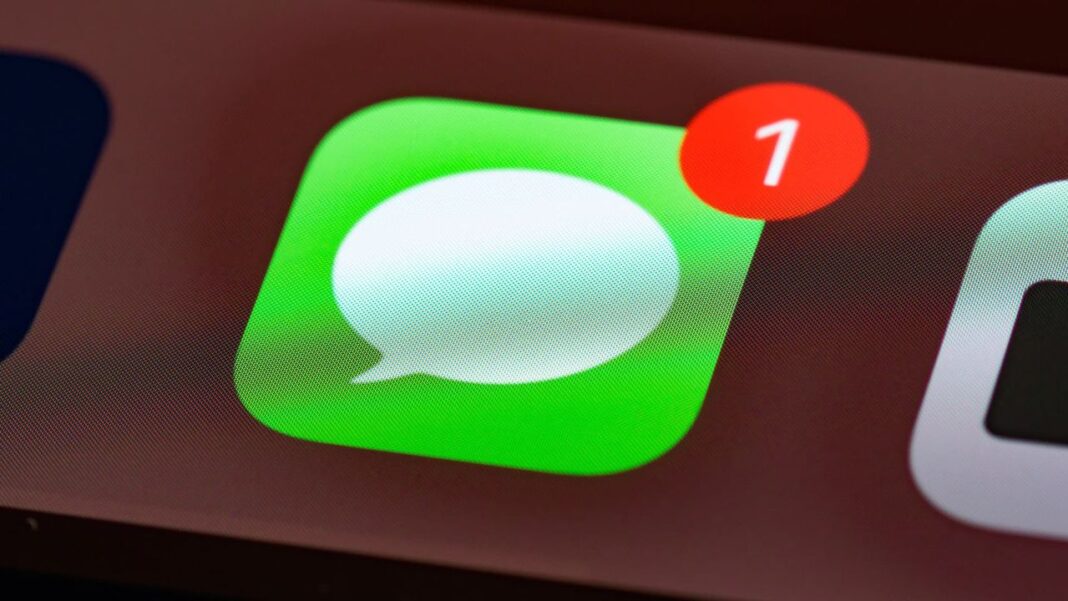 Selling your old iPhone? Remember to clear this hidden iMessage setting or you could accidentally send photos to a stranger — as one ‘mortified’ Redditor discovered selling-your-old-iphone?-remember-to-clear-this-hidden-imessage-setting-or-you-could-accidentally-send-photos-to-a-stranger-—-as-one-‘mortified’-redditor-discovered