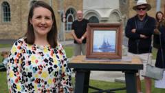 antiques-roadshow-expert-theo-burrell-dies-aged-39 antiques-roadshow-expert-theo-burrell-dies-aged-39