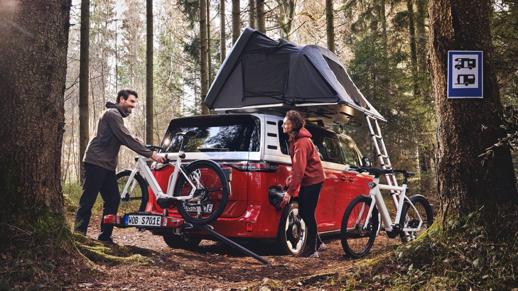 volkswagen-just-built-an-ebike-with-a-rear-view-camera volkswagen-just-built-an-ebike-with-a-rear-view-camera