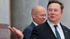spacex-share-price-drops-below-stock-market-debut spacex-share-price-drops-below-stock-market-debut