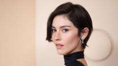 Gracie Abrams’ Daughter from Hell: Rebellion never sounded so toothless gracie-abrams’-daughter-from-hell:-rebellion-never-sounded-so-toothless