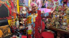 Sue Kreitzman: The 85-year-old living in her own art installation sue-kreitzman:-the-85-year-old-living-in-her-own-art-installation