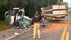 Head-on collision between bus and lorry in Brazil kills more than 20 head-on-collision-between-bus-and-lorry-in-brazil-kills-more-than-20