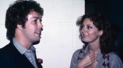 Susan Sarandon leads tributes to Rocky Horror Picture Show co-star Tim Curry susan-sarandon-leads-tributes-to-rocky-horror-picture-show-co-star-tim-curry