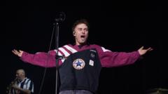 Sam Fender calls out ticket prices ahead of 2027 tour sale sam-fender-calls-out-ticket-prices-ahead-of-2027-tour-sale