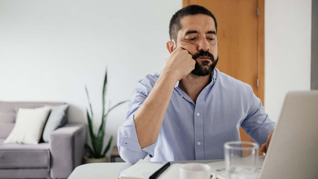 US workers are less engaged at their jobs than ever — and many are blaming AI, particularly remote and hybrid workers us-workers-are-less-engaged-at-their-jobs-than-ever-—-and-many-are-blaming-ai,-particularly-remote-and-hybrid-workers